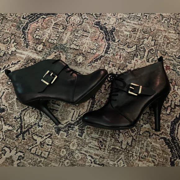 Aldo black heeled bootie - Picture 1 of 6